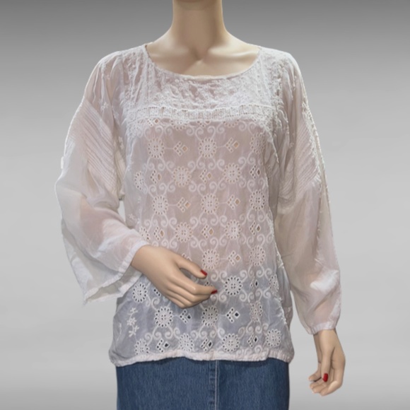 Johnny Was Women's Small White Eyelet Blouse - Picture 3 of 9